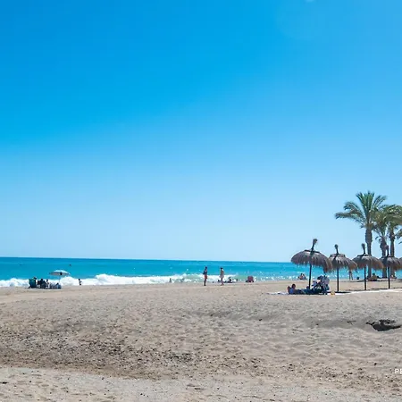 Luxury Beachfront 3br In Nereidas With Pools Gym Appartement Torremolinos