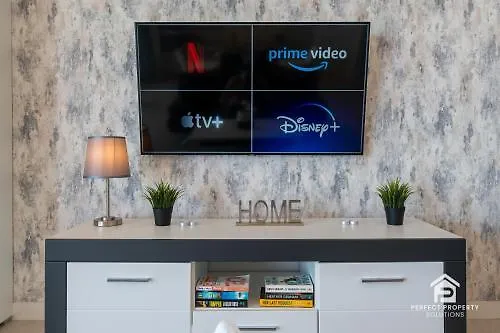 Luxury Beachfront 3br In Nereidas With Pools Gym * Torremolinos