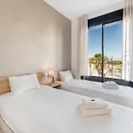 Luxury Beachfront 3br In Nereidas With Pools Gym * Torremolinos