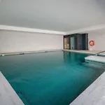 Luxury Beachfront 3br In Nereidas With Pools Gym Lejlighed *
