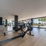 Luxury Beachfront 3br In Nereidas With Pools Gym Torremolinos