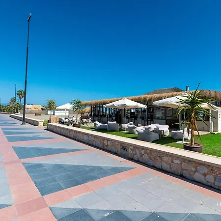Luxury Beachfront 3br In Nereidas With Pools Gym Apartmán Torremolinos