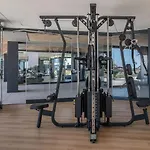 Luxury Beachfront 3br In Nereidas With Pools Gym Appartement *